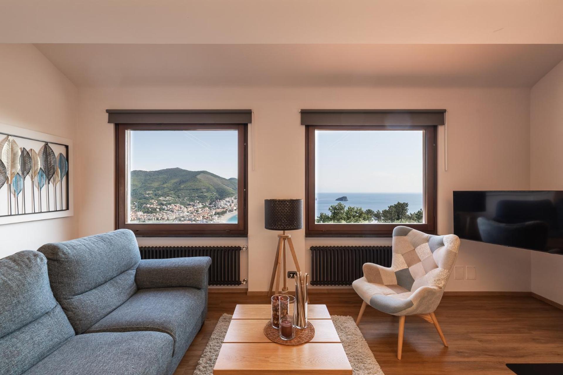 Spettacolare Vista Isola Terrazza E Idromassaggio Villa Noli Exterior photo