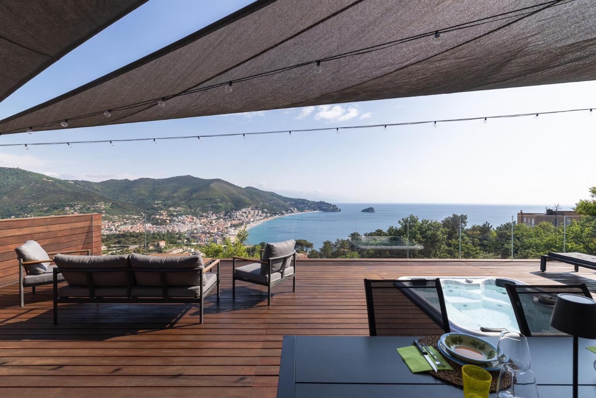 Spettacolare Vista Isola Terrazza E Idromassaggio Villa Noli Exterior photo